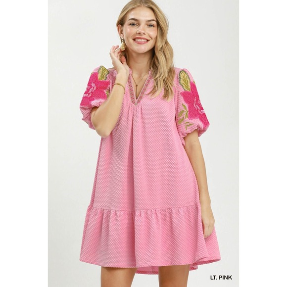Umgee Dresses & Skirts - Umgee Floral Embroidered Textured Jacquard Dress - Light Pink - Large